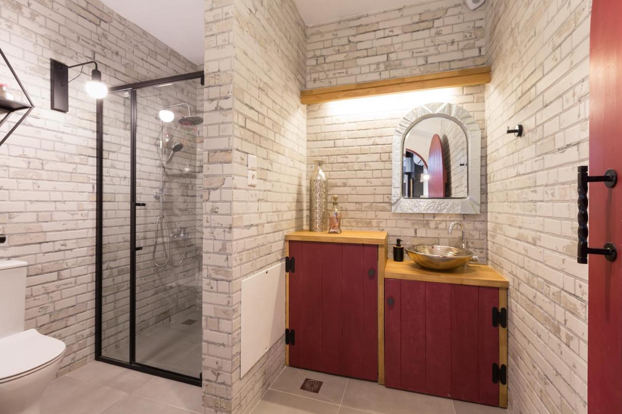 Stema Luxury Escape, Rooftop Jacuzzi & Panoramic Views Atsipopoulo Extérieur photo