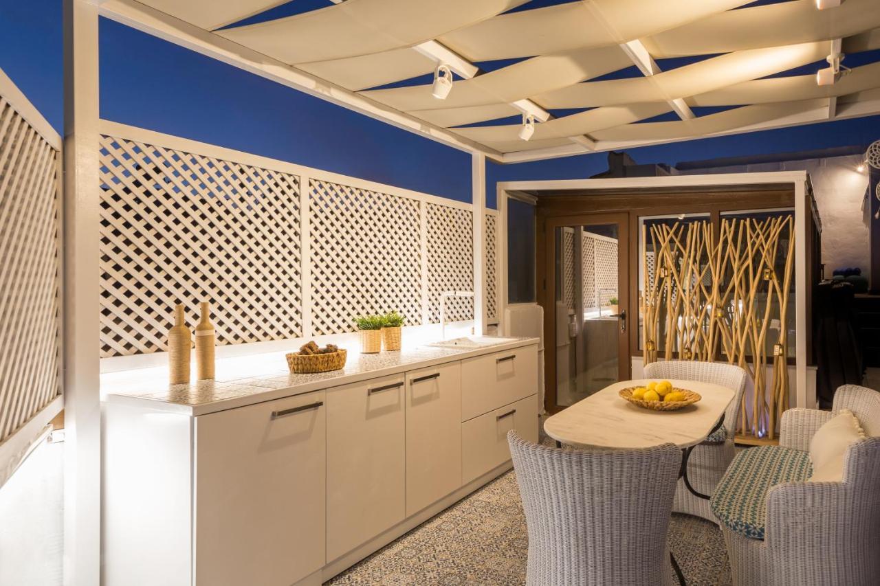 Stema Luxury Escape, Rooftop Jacuzzi & Panoramic Views Atsipopoulo Extérieur photo