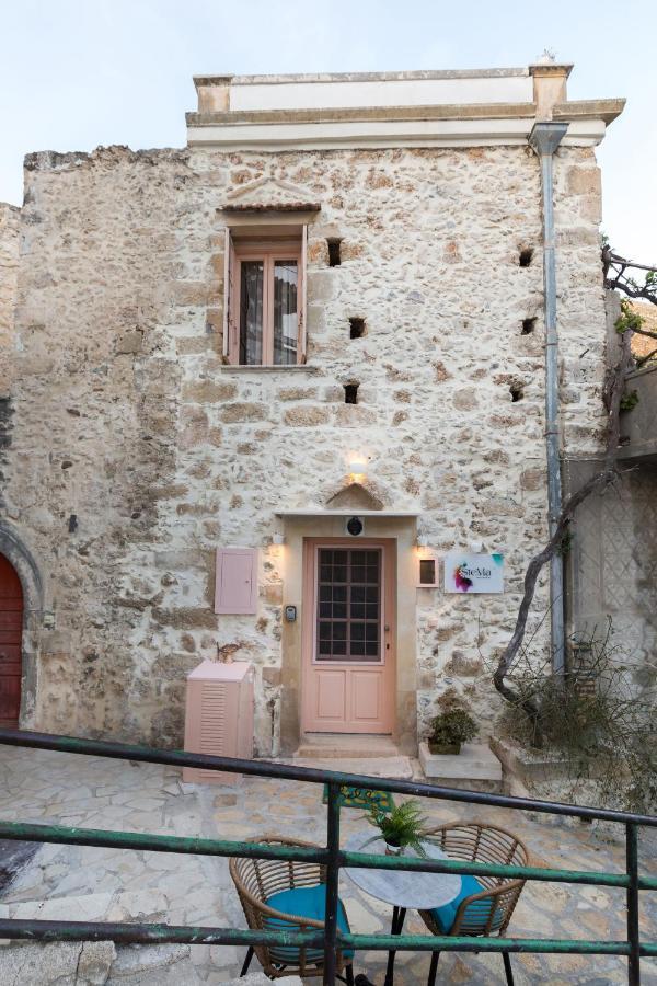 Stema Luxury Escape, Rooftop Jacuzzi & Panoramic Views Atsipopoulo Extérieur photo